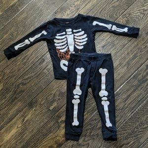 Carter's Skeleton Pajama Set